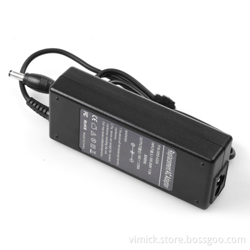 Mobile 19V 3.95A Toshiba AC/DC Chargers with 5.5mm*2.5mm DC Tip